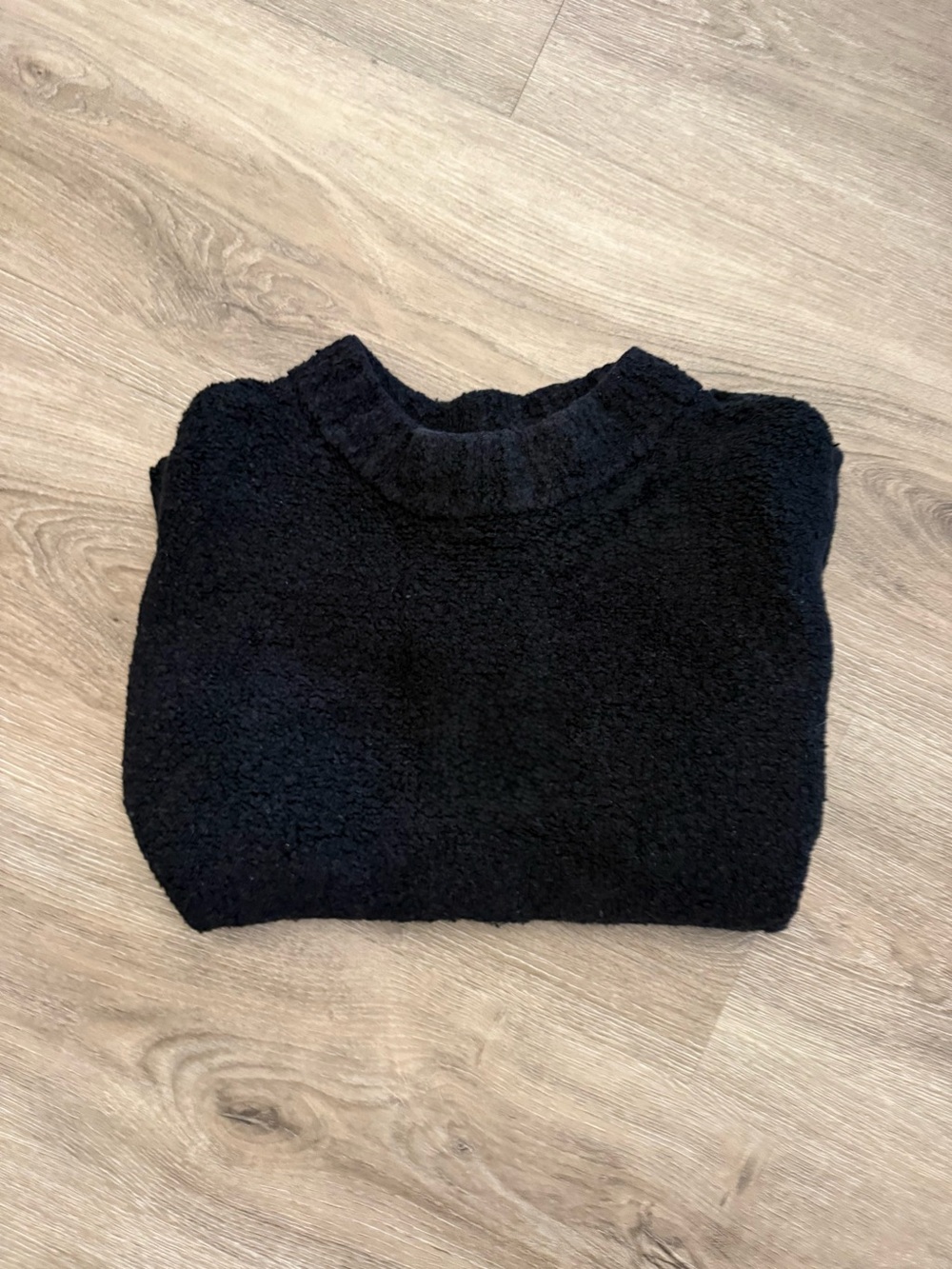 Old Navy Black Textured Crewneck Sweater